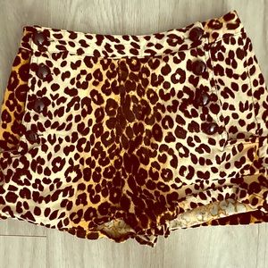 EUC VOODOO VIXEN HOTPANT SHORTS - Cheetah